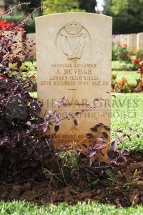 BEIRUT WAR CEMETERY - McVEIGH, ANDREW